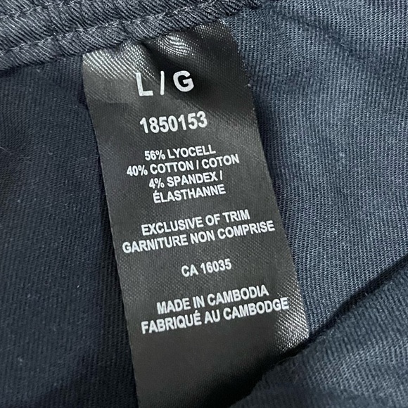 🖤 TAHARI – L – Black Drawstring Crop Pants - Picture 3 of 9